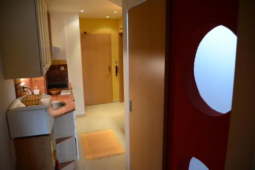 Televisyen dan/atau pusat hiburan di Apartments Tatran Donovaly