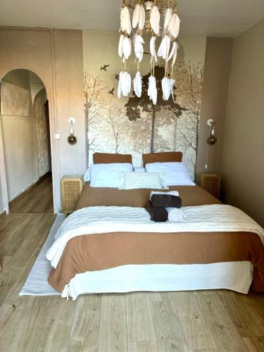 Photo de la galerie de l'établissement Couleur des Champs appartement avec extérieur - 15 mn à pied de la Cité, à Carcassonne