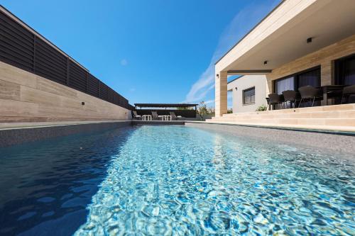 Swimmingpoolen hos eller tæt på Villa Anlero ZadarVillas