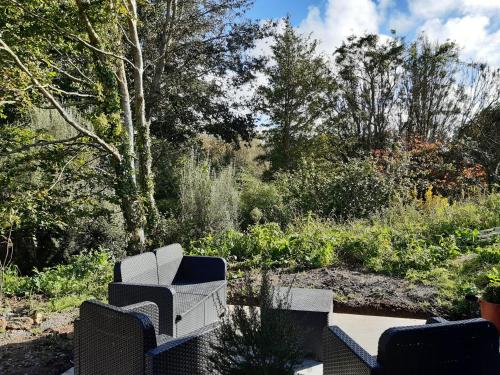 Galeriebild der Unterkunft F2 Centre Bourg à 10min GR34 et plages in Lampaul-Plouarzel