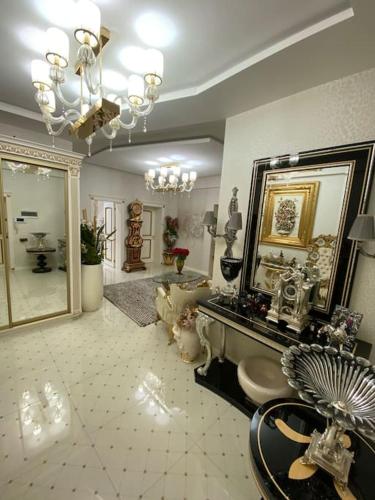 Luxurious apartment in center