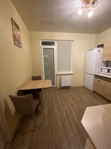 Η κουζίνα ή μικρή κουζίνα στο New studio apartment