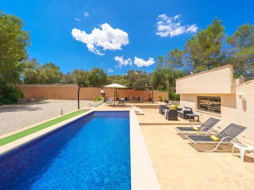 Πισίνα στο ή κοντά στο Holiday Home Conchita by Interhome