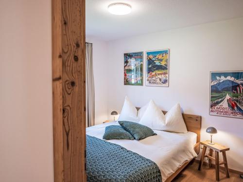 Apartment Chesa Palüdin 1 - Celerina by Interhome