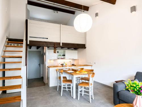 Η κουζίνα ή μικρή κουζίνα στο Apartment Hameau du courant-2 by Interhome