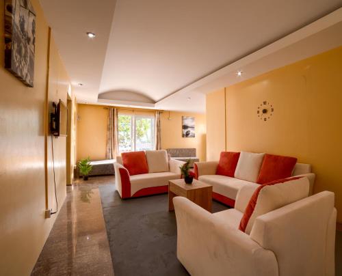 Sunset Bliss Pereybere 4