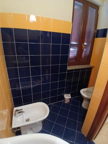 Bagno di Elegante Appartamento - 20 minuti da Napoli centro