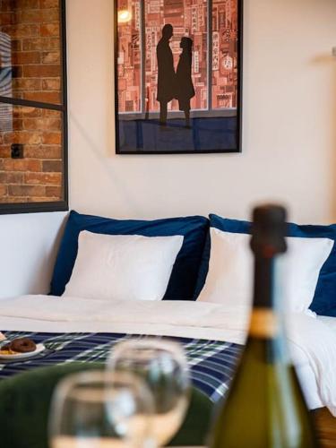 Chic Apartment in Historic Koneser Area