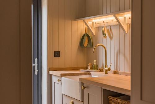 Φωτογραφία από το άλμπουμ του Xanadune Beach House by Bloom Stays σε Greatstone