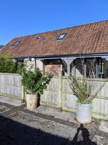 No1 The yard, Regilbury Court, Winford photo 6