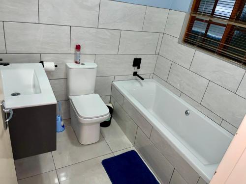 Ένα μπάνιο στο Pendleberry Grove Unit 51