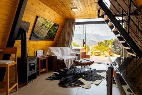 Pemandangan gunung umum atau pemandangan gunung yang diambil dari chalet