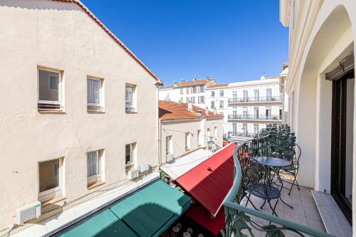 LE CASANOVA avec balcon au cœur du centre-ville
