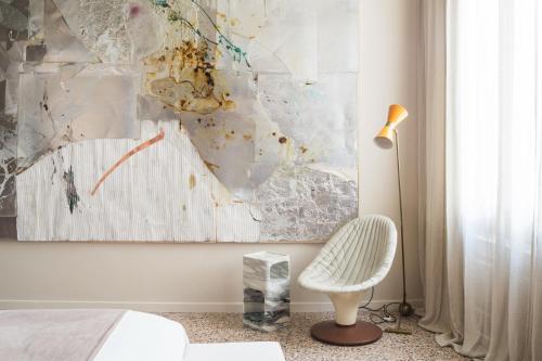 Noble Floor Art Apartment R&R photo 8