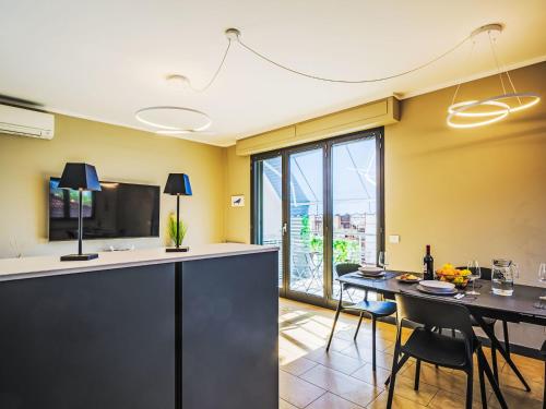 Kuchyň nebo kuchyňský kout v ubytování Apartment Versilia by Interhome