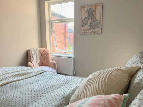 Artistic 3 bed home in Old Trafford next to MUFC photo 10