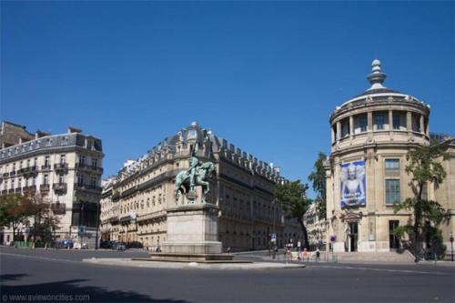 Superb 4 bdrms 185m2 Apt Trocadero