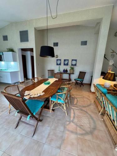 Increíble casa en Morrocoyにあるシーティングエリア