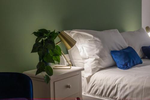 iFlat Colosseum's Brand New & Cozy Nest