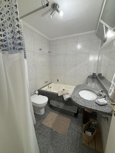 Ένα μπάνιο στο Santa Fé Hospedagem - Espaço Inteiro