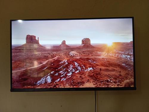 Μια τηλεόραση ή/και κέντρο ψυχαγωγίας στο Potters Air bed and breakfast