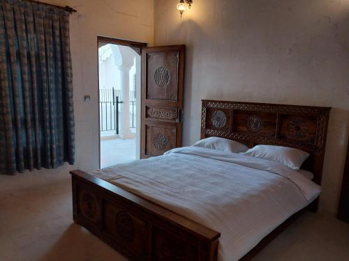 Ένα ή περισσότερα κρεβάτια σε δωμάτιο στο ORPHEUS OTEL-Konak