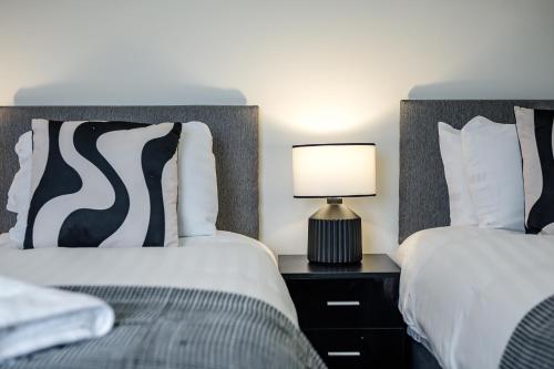 Anfield Cosy Stays - Close to Stadium - Sleeps 14 photo 21