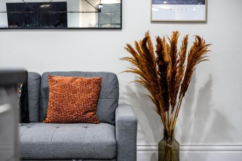 Anfield Cosy Stays - Close to Stadium - Sleeps 14 photo 50