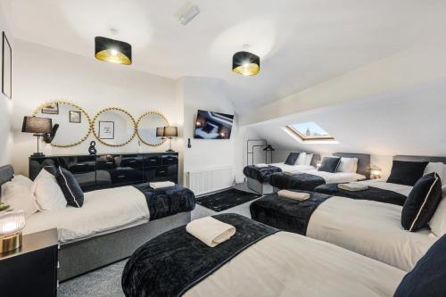 Χώρος καθιστικού στο Anfield Cosy Stays - Air Host & Stay - Sleeps 14