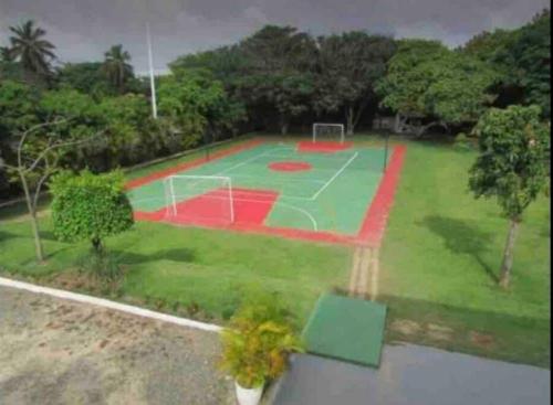 Attività di tennis o squash presso l'appartamento o nelle vicinanze