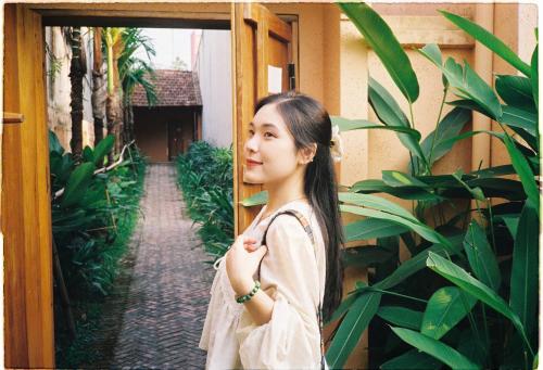 Taman di luar Moncada Motel Ba Vi