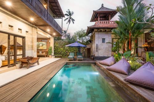 Bazén v ubytování Umah Bali Villa nebo v jeho okolí