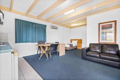 Posezení v ubytování Sundown Villas