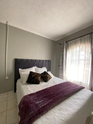 Llit o llits en una habitació de 2 Bed bnb