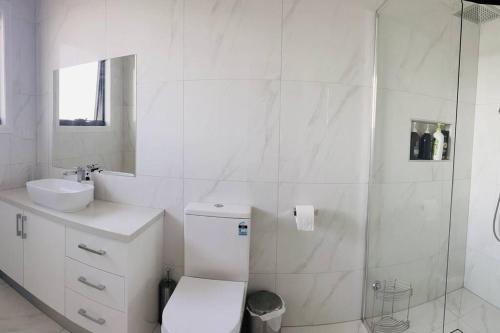Bilik mandi di D121 Fabulous Marsh Stay