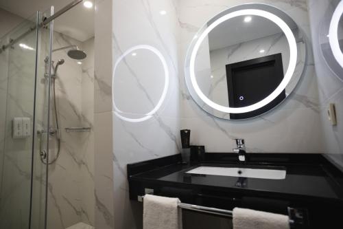 Ένα μπάνιο στο Resident Hotel Gogol