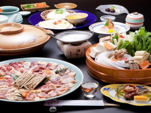 Makanan di atau berdekatan hotel
