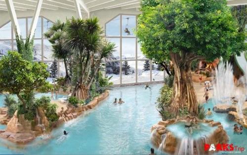 une grande piscine intérieure avec des personnes séjournant dans un complexe dans l'établissement Avoriaz le M1212, à Avoriaz