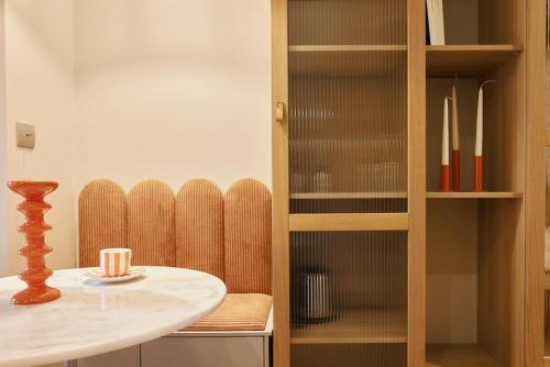 Hermes Room - Duke Housing