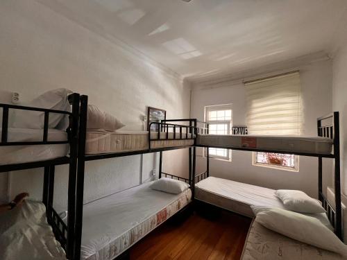 Postel nebo postele na pokoji v ubytování Göreme Hostel