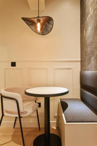 Saint Lambert Suite - Duke Housing