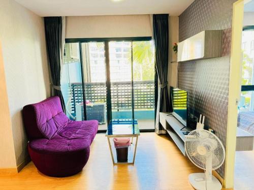 Χώρος καθιστικού στο Minnie room Pattaya 3