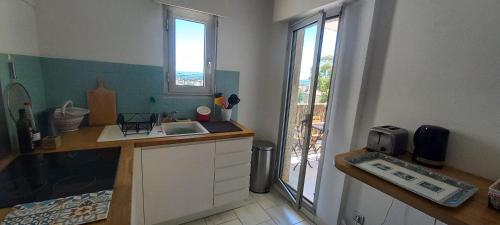3 pièces 62m2 balcon vue mer accès piscine tennis