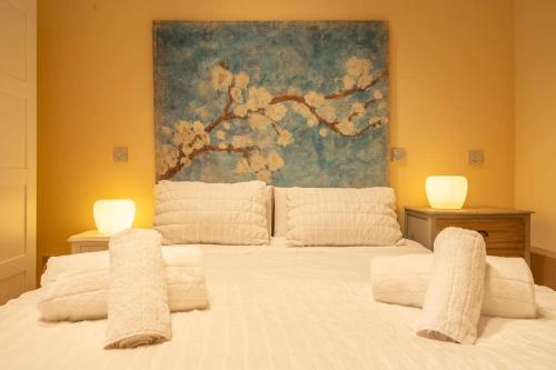 Quevedo Central Suite by Valcambre