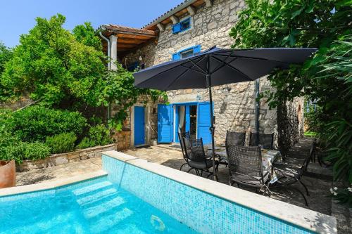 Faszinierende Villa mit Sauna, Meerblick, Dampfbad, Privatpool, BBQ