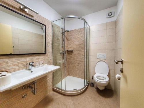 Komfortables Apartment mit Whirlpool, Pool, Klima, privater Terrasse - nur 5 km bis Porec