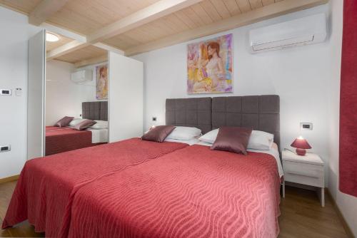 Idyllisches istrisches Steinhaus mit Whirlpool, Tischtennis, Grill und klimatisierten Schlafzimmern