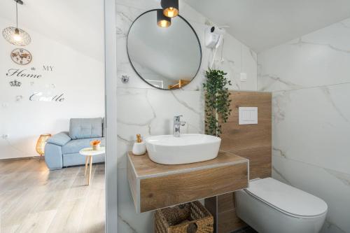 Traumhaftes Apartment mit Meerblick und privatem Balkon - nur 250 Meter zum Strand