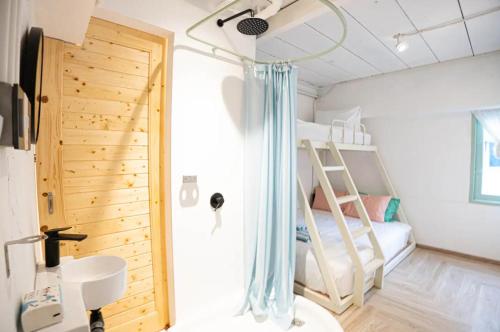 Koupelna v ubytování The Greens Khaosan Bangkok