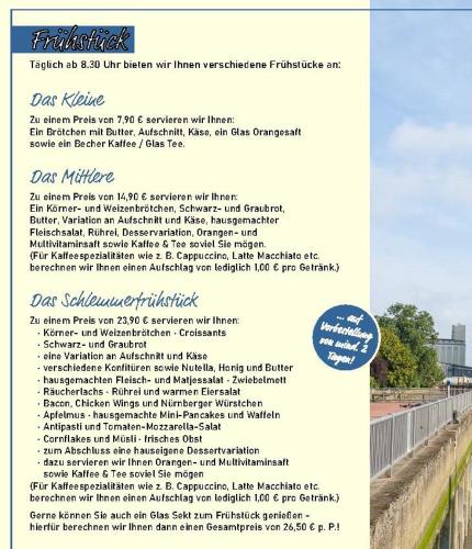 une capture d'écran d'un panneau indiquant un pont dans l'établissement Hotel Restaurant Harrier Hof, à Brake